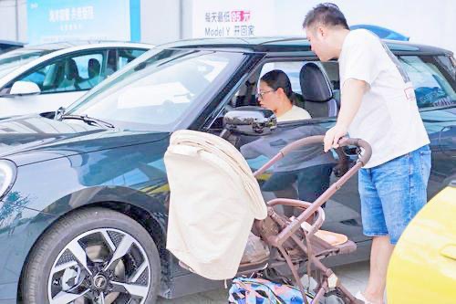 新一輪購車補貼來了！最高8000元 總額2億元先到先得