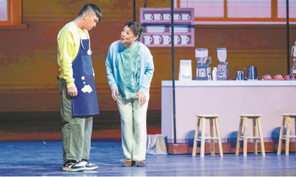 “小戲大作”，用舞臺(tái)精品禮贊新時(shí)代